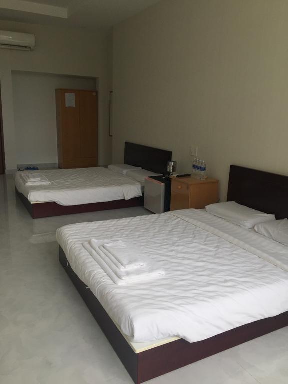 Phong Lan Guesthouse Chau Doc Esterno foto
