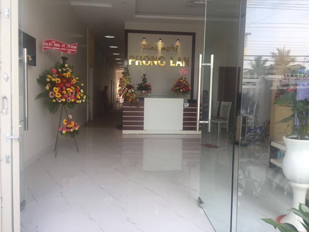 Phong Lan Guesthouse Chau Doc Esterno foto